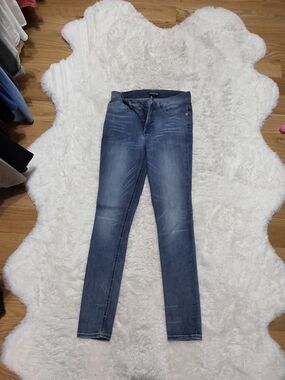 Express Skinny Jeans in Medium Blue Wash